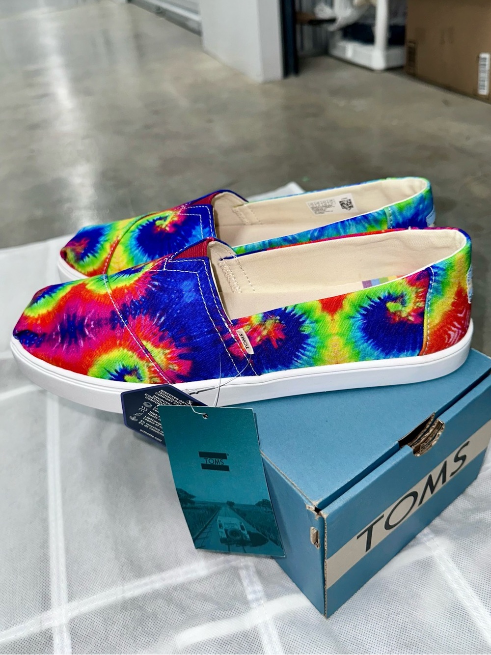 TOMS Women's Tie-Dye Slip-On Flats